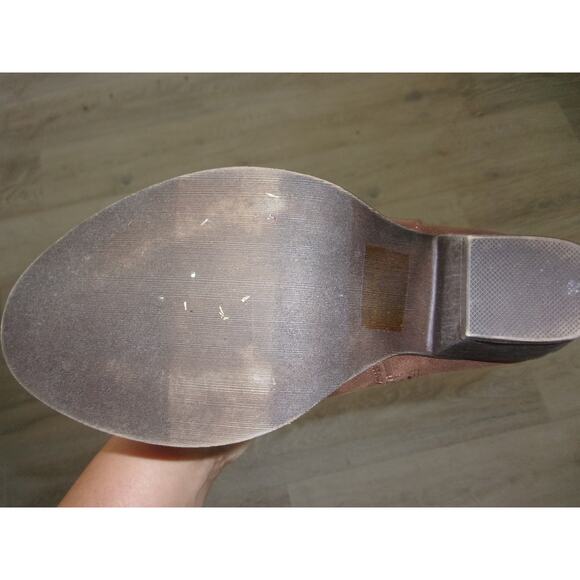 Maurices Brown Boots w Textile Detail - Picture 6 of 6